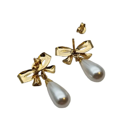 Pendientes lazo de perlas en forma lágrima laminado oro regalos vintage.