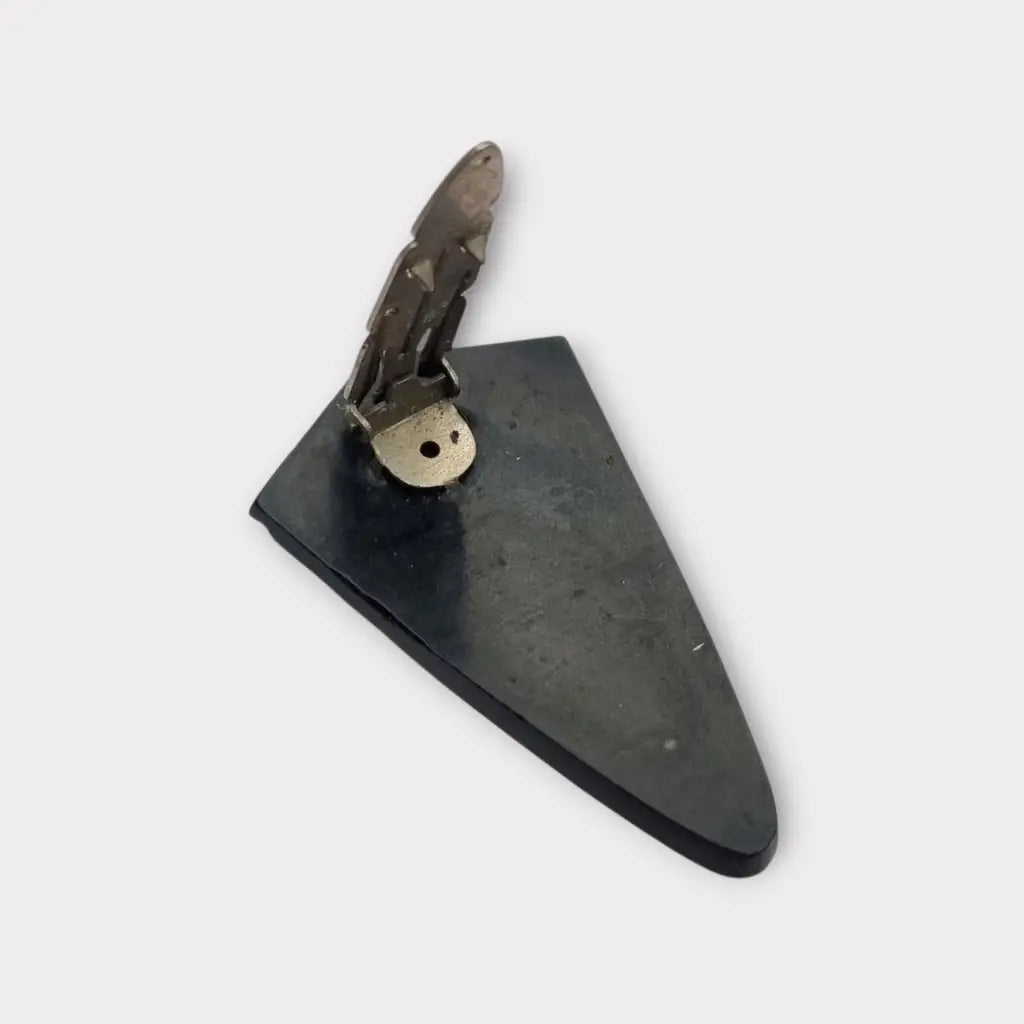 Lote de dos pinzas para vestido Art Decó en celuloide negro y marrón burdeos