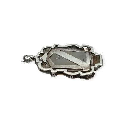 Medalla Art Déco década de 1930 con la Virgen María en plata oro y esmalte