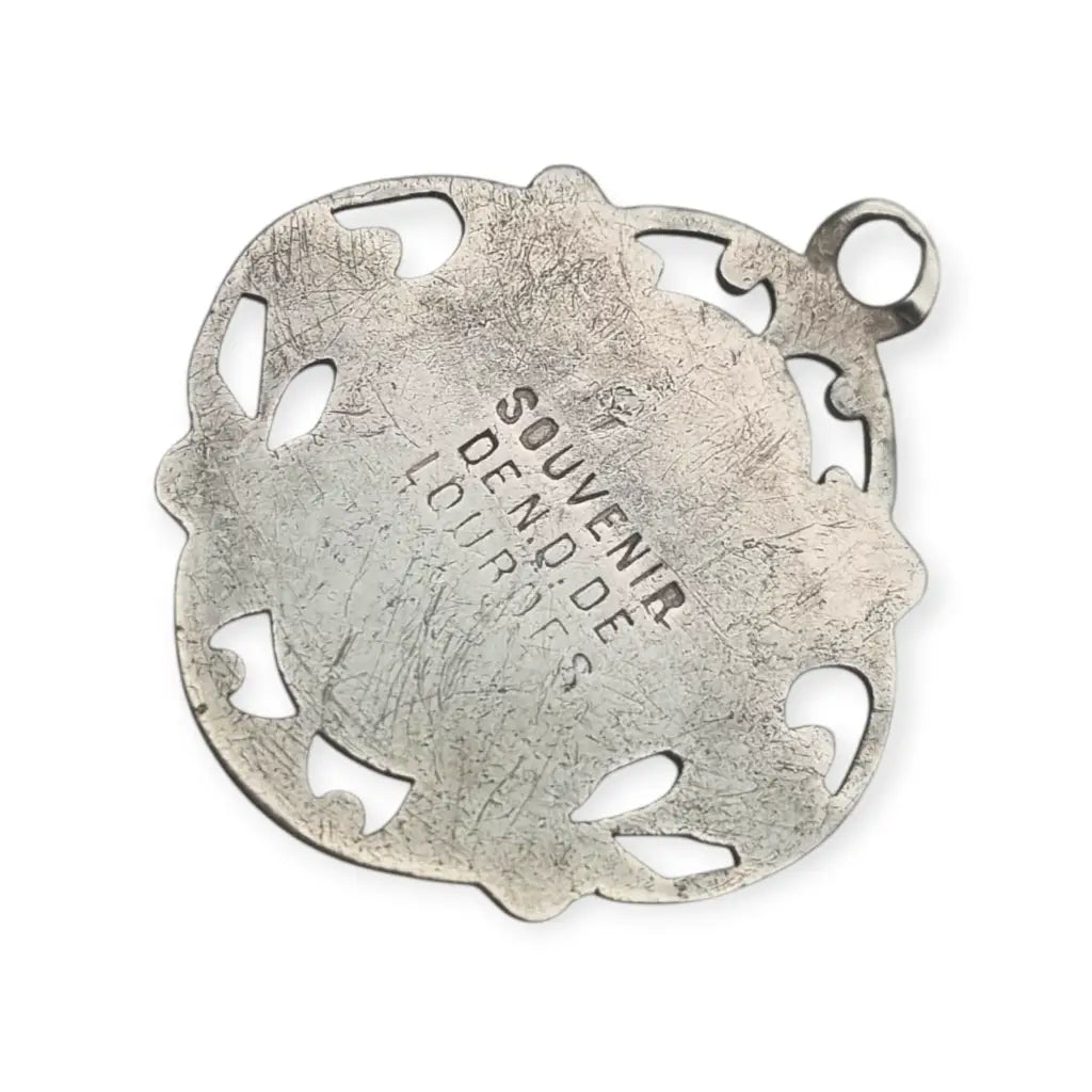 Medalla Art Nouveau de plata calada Ntra. Sra. Lourdes vintage floral