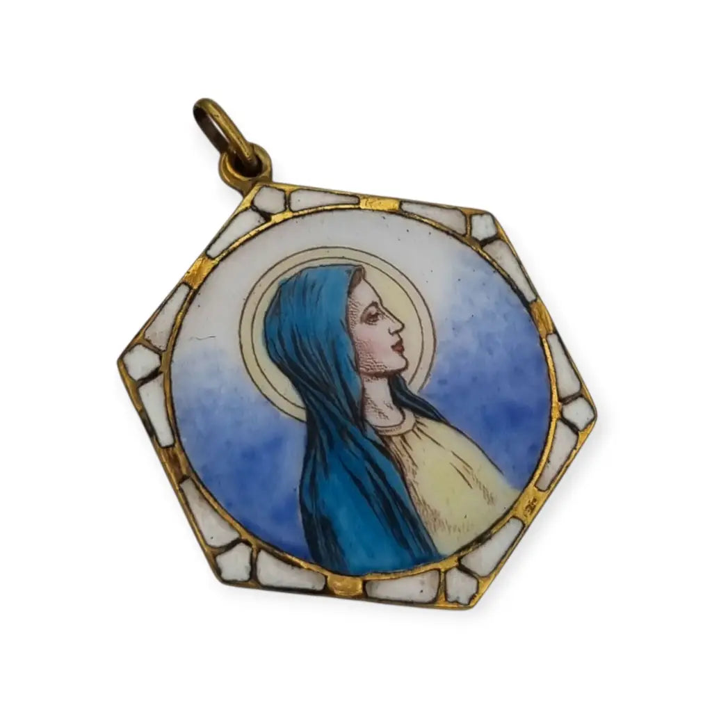 Medalla hexagonal con Virgen pintada en esmalte al fuego marco dorado inspirado