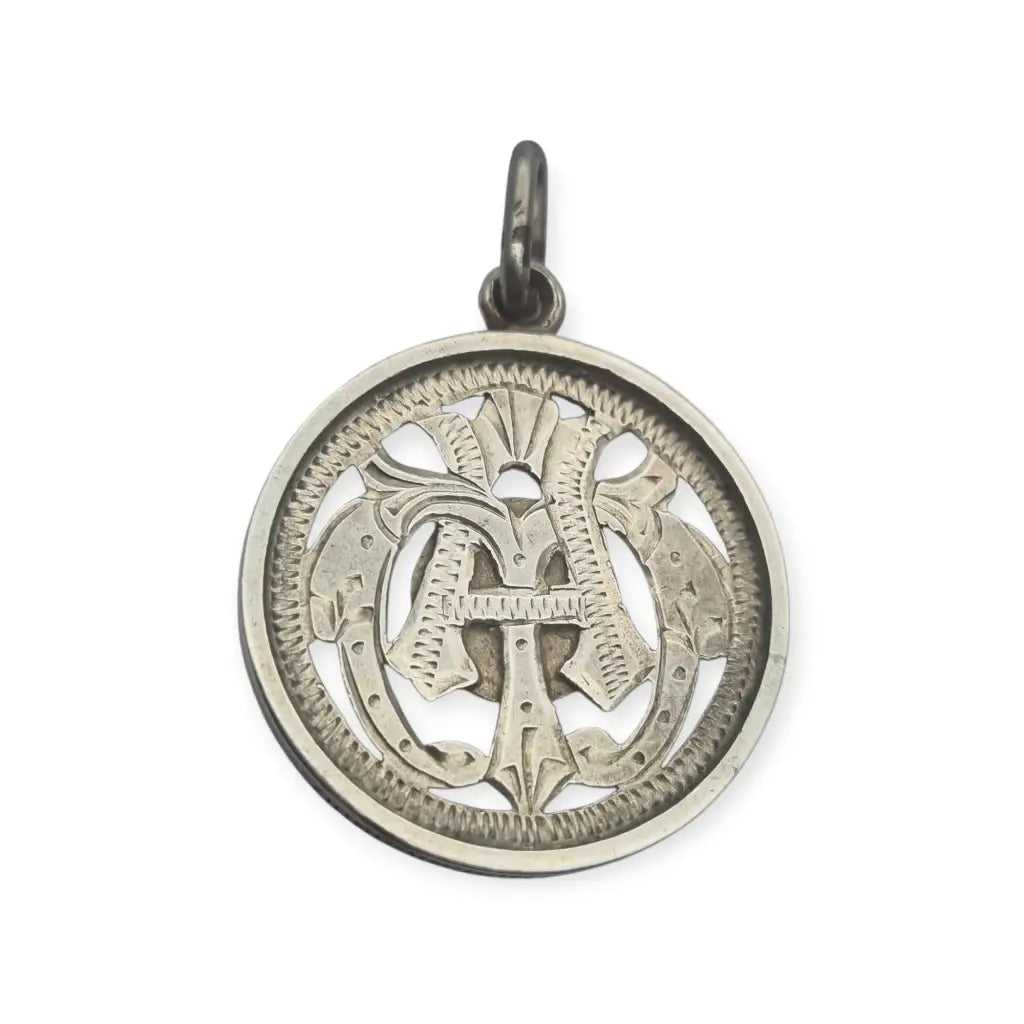 Medalla religiosa antigua Nuestra Señora de la Misericordia en plata calada