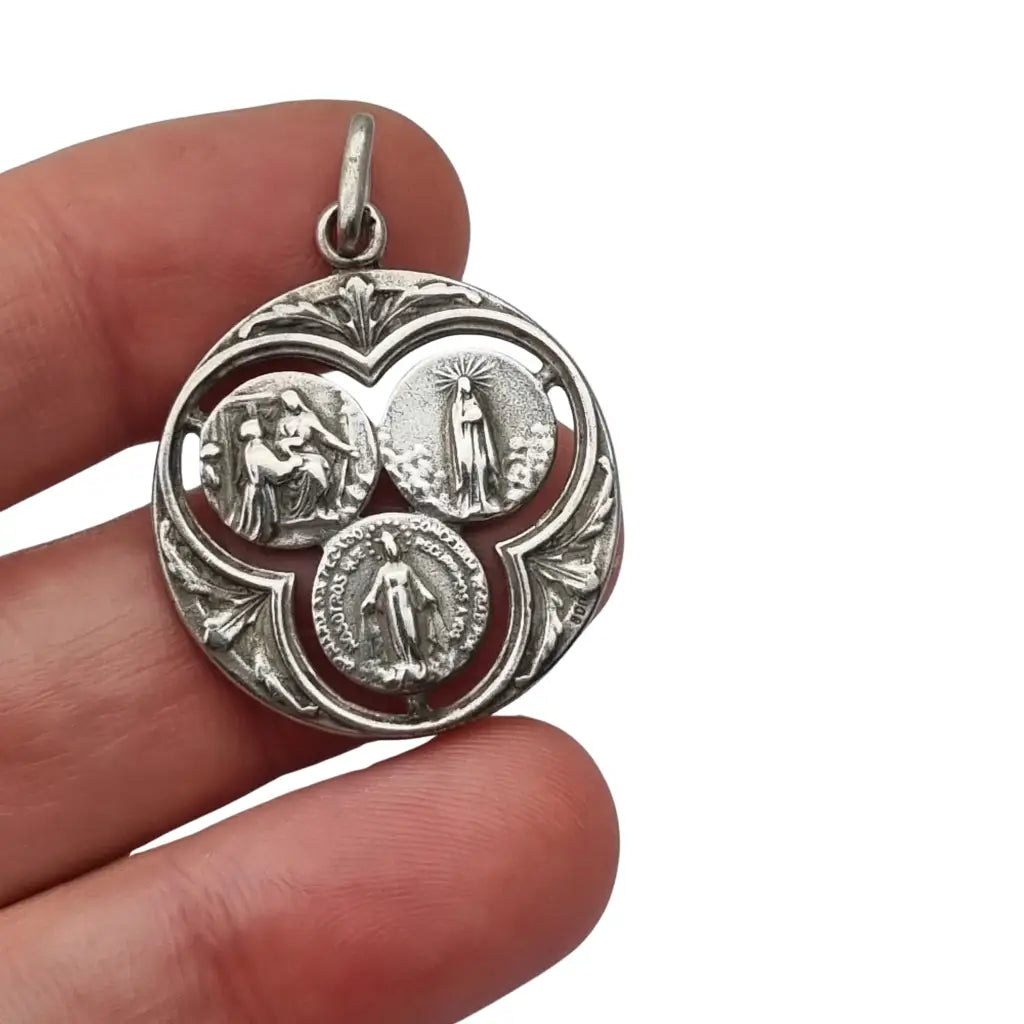 Medalla trinitaria religiosa vintage en plata 800 calada Art Decó Circa