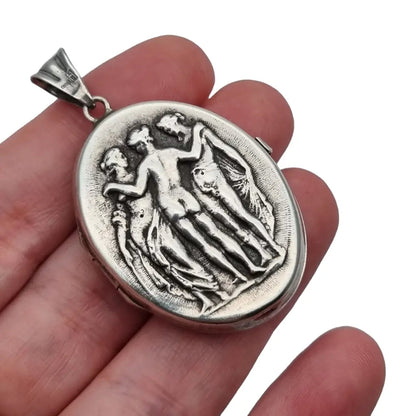 Medallón guardapelo de plata art nouveau portafotos tres ninfas vintage.