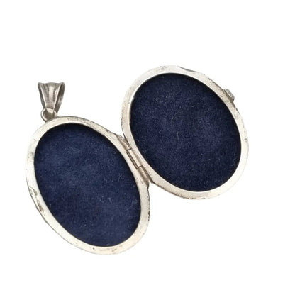 Medallón guardapelo de plata art nouveau portafotos tres ninfas vintage.