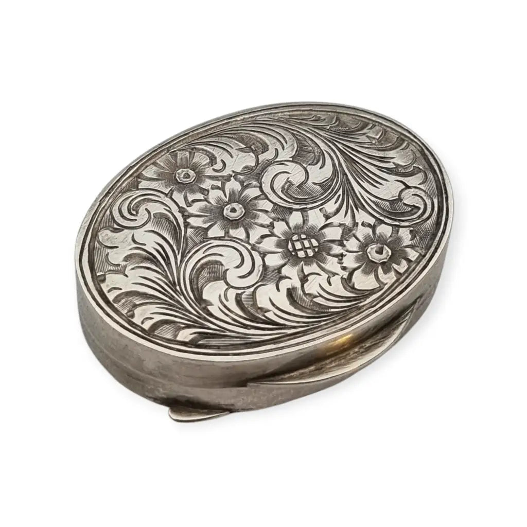 Pastillero antiguo ovalado en plata 800 grabado floral caja de viaje o monedero