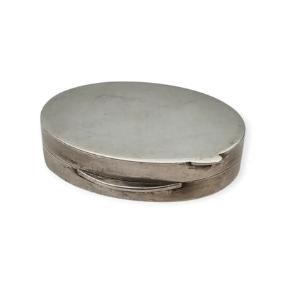 Pastillero antiguo ovalado en plata 800 grabado floral caja de viaje o monedero