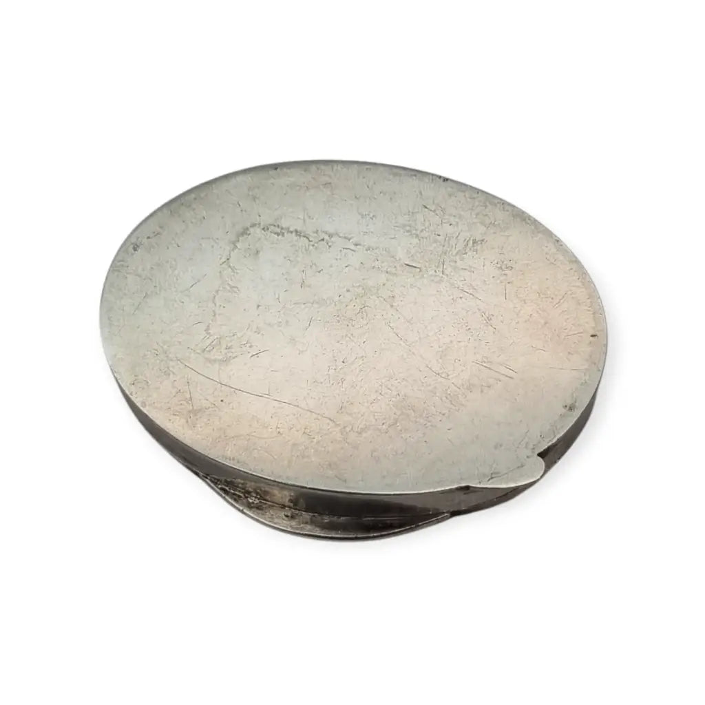 Pastillero antiguo ovalado en plata 800 grabado floral caja de viaje o monedero