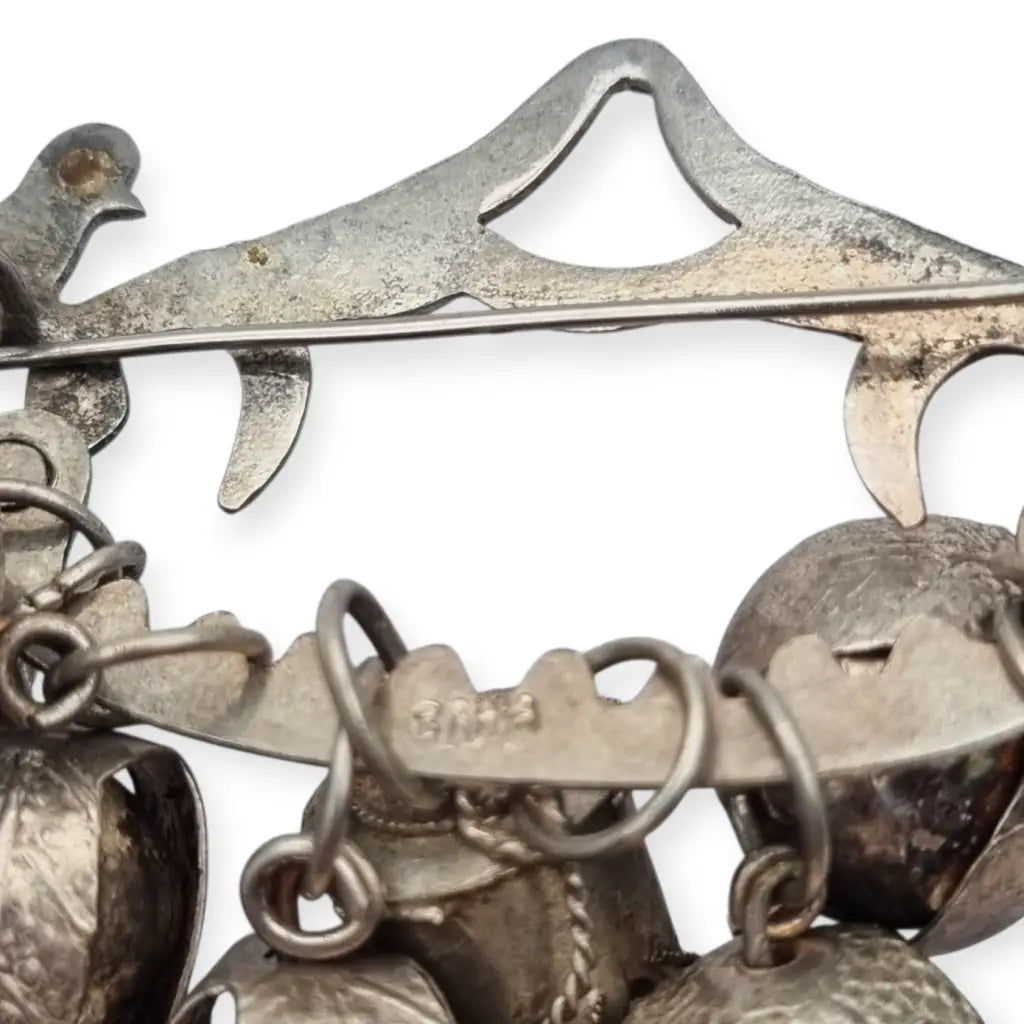 Penca de Balangandã Gerson Bahia firmado broche amuleto brasileño con dijes