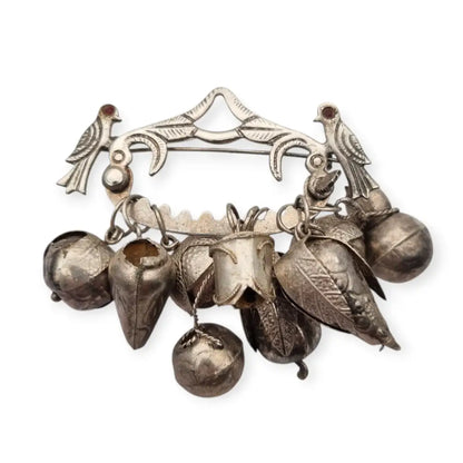 Penca de Balangandã Gerson Bahia firmado broche amuleto brasileño con dijes