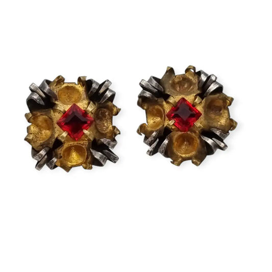 Pendientes vintage de plata y vistas doradas pedrería roja Art Déco años 50.