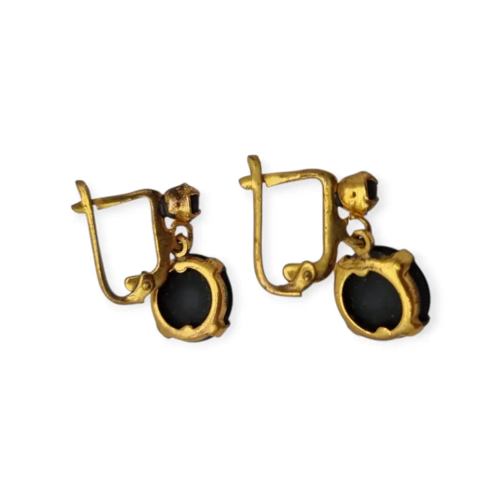 Pendientes antiguos de luto en metal dorado con detalles negro grabados