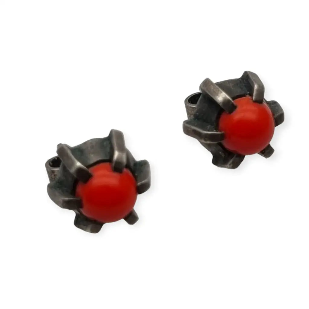 Pendientes botón años 70 plata y bolas rojas para mujer regalos estilo boho.