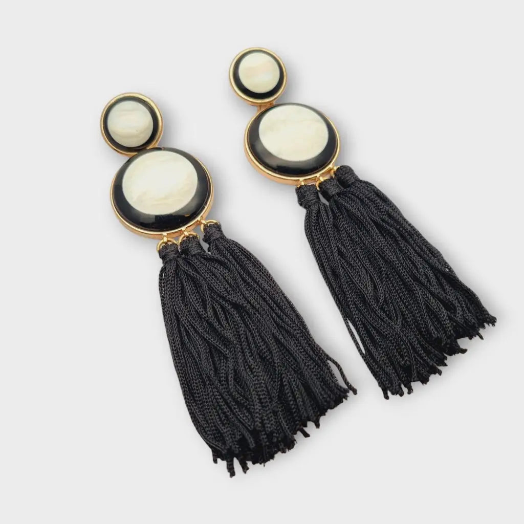 Pendientes colgantes vintage joyas en blanco y negro con flecos glam rock