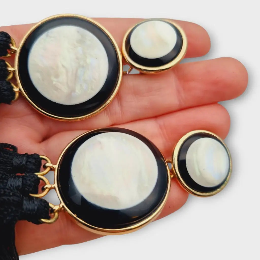 Pendientes colgantes vintage joyas en blanco y negro con flecos glam rock