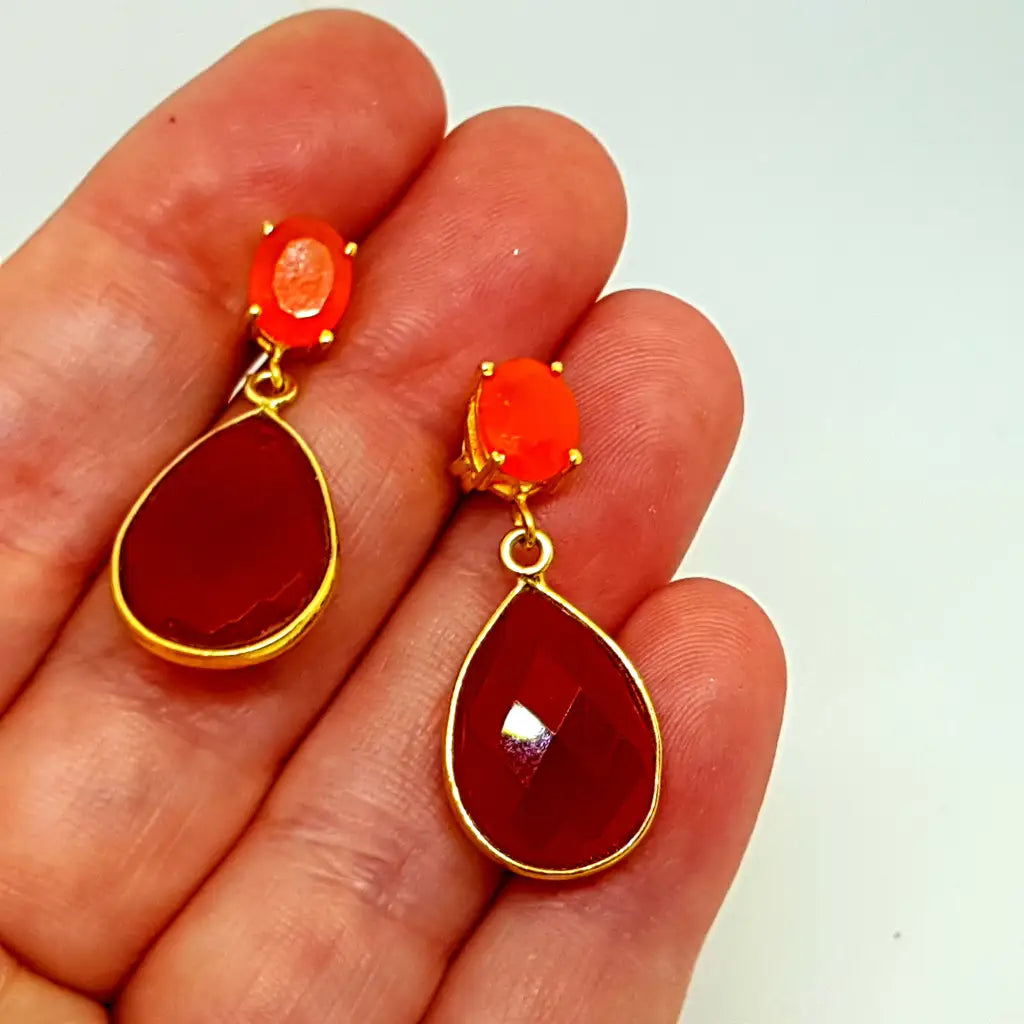 Pendientes ónix color miel de forma lágrima en plata dorada joyería antigua