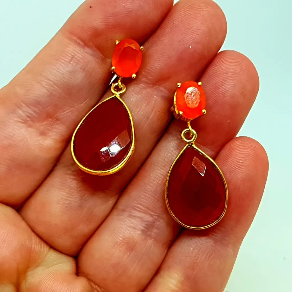 Pendientes ónix color miel de forma lágrima en plata dorada joyería antigua