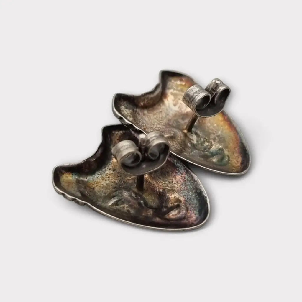 Pendientes de plata con caras estilo máscara diseño artístico vintage hechos
