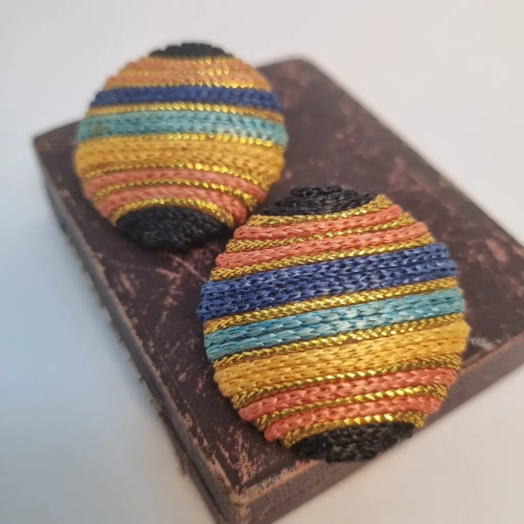 Pendientes vintage grandes pendientes redondos años 80. Joyería vintage.