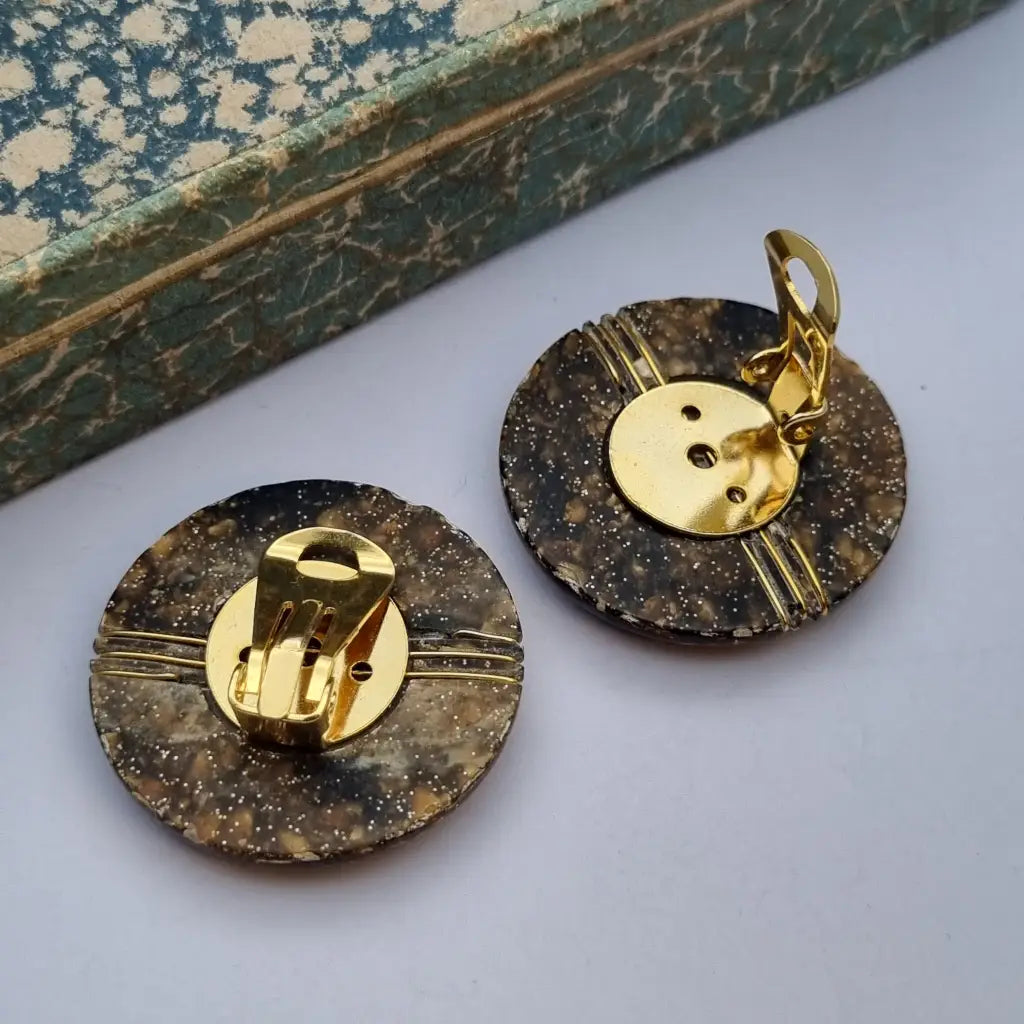 Pendientes vintage nos grandes y redondos de los años 80 marrones dorados,