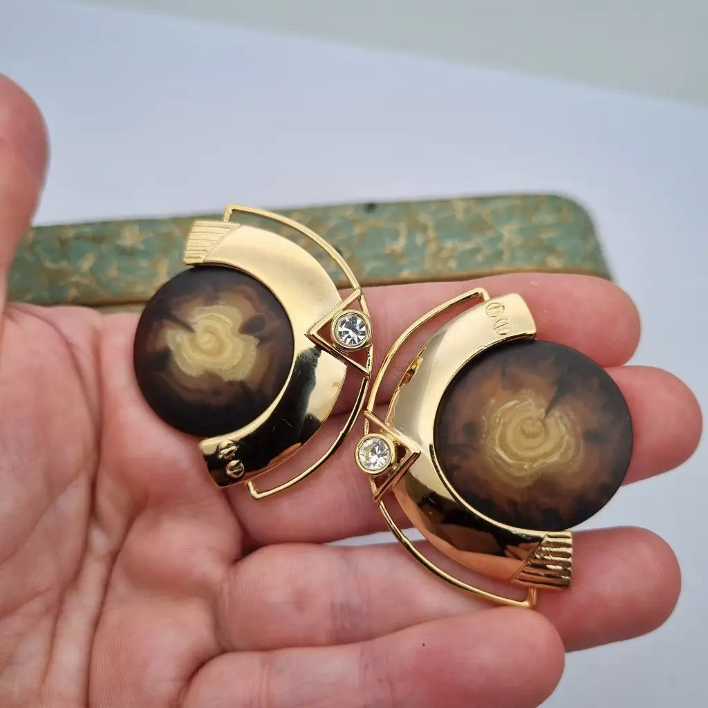 Pendientes vintage nos grandes y redondos de los años 80 marrones dorados,