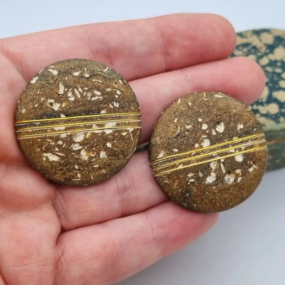 Pendientes vintage nos grandes y redondos de los años 80 marrones dorados,