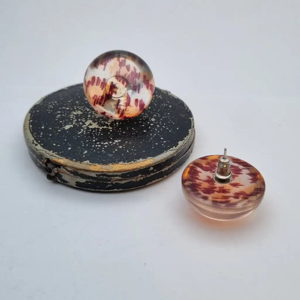 Pendientes vintage de plástico pendientes botón años 60. Joyería vintage.