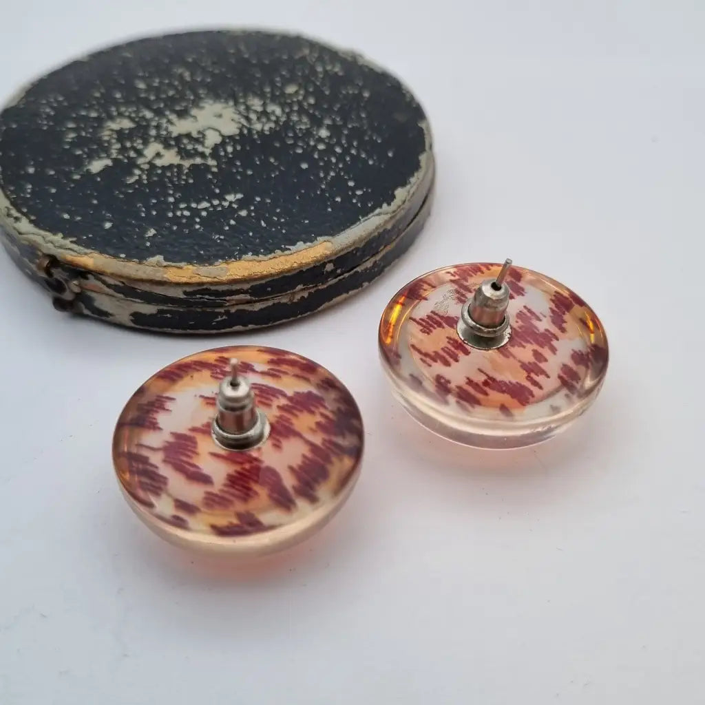Pendientes vintage de plástico pendientes botón años 60. Joyería vintage.