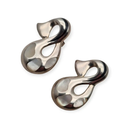 Pendientes vintage de plata 925 con ónix y nácar diseño curvo calado