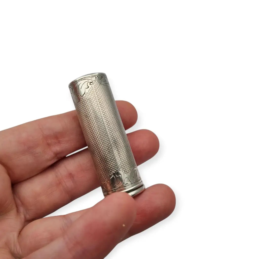 Pintalabios antiguo en plata 925 grabada estilo Art Nouveau floral tubo