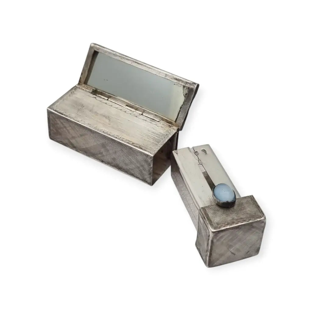 Pintalabios italiano en plata 800 con piedra azul claro diseño grabado Circa
