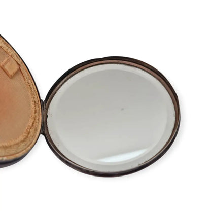 Polvera antigua de plata Art Nouveau Masriera y Carreras con grabado floral