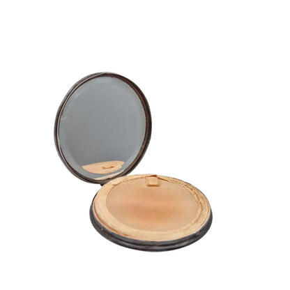 Polvera antigua de plata Art Nouveau Masriera y Carreras con grabado floral