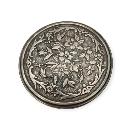 Polvera antigua de plata Art Nouveau Masriera y Carreras con grabado floral