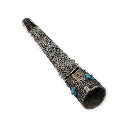 Protector de uñas chino en filigrana plata piedras y esmalte siglo XX huzhi