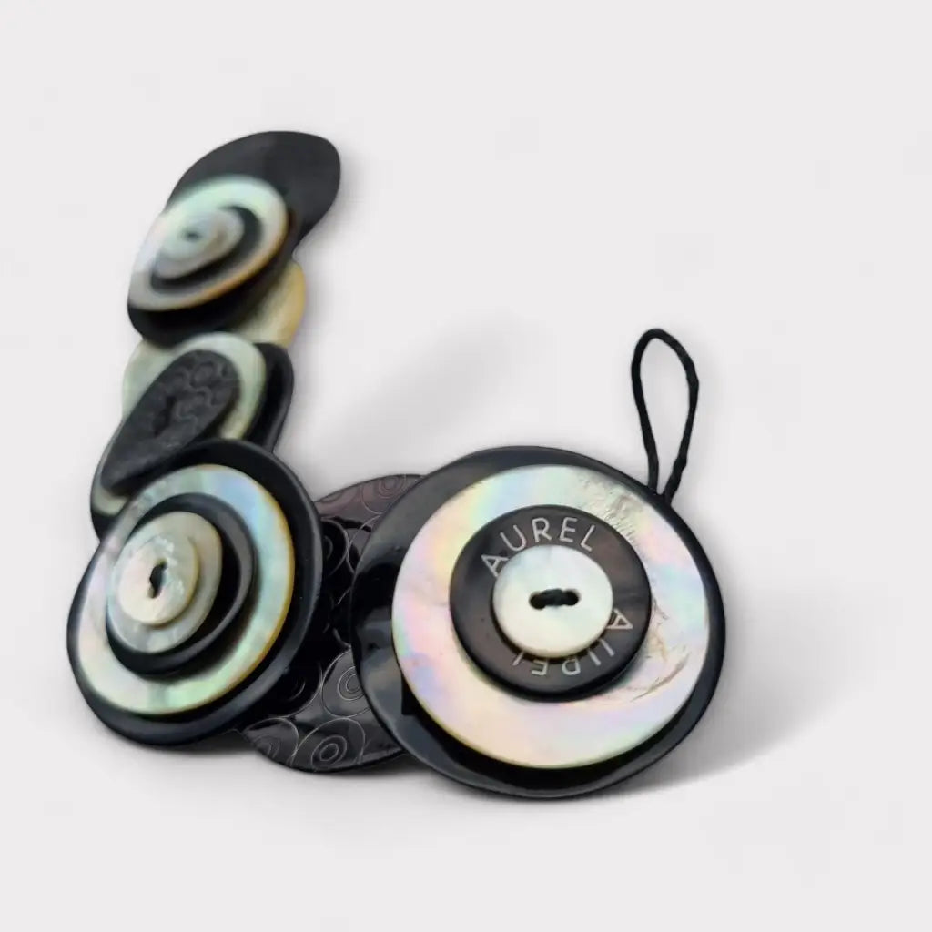 Pulsera de botón nácar diseño vintage AUREL blanco y negro joyería