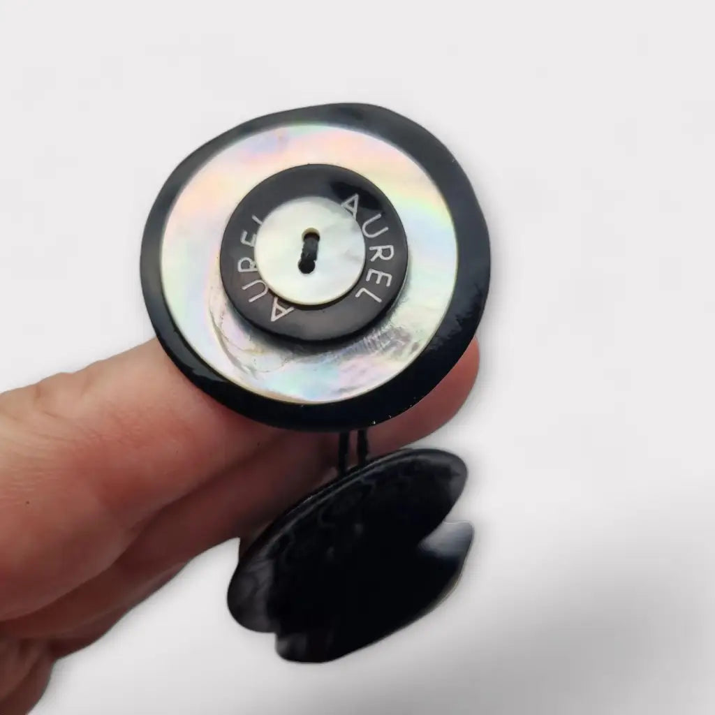 Pulsera de botón nácar diseño vintage AUREL blanco y negro joyería