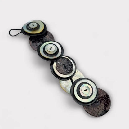 Pulsera de botón nácar diseño vintage AUREL blanco y negro joyería