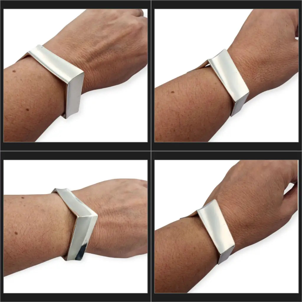 Pulsera de diseño firmada por Chelo Sastre plata 925 vintage año 1986.