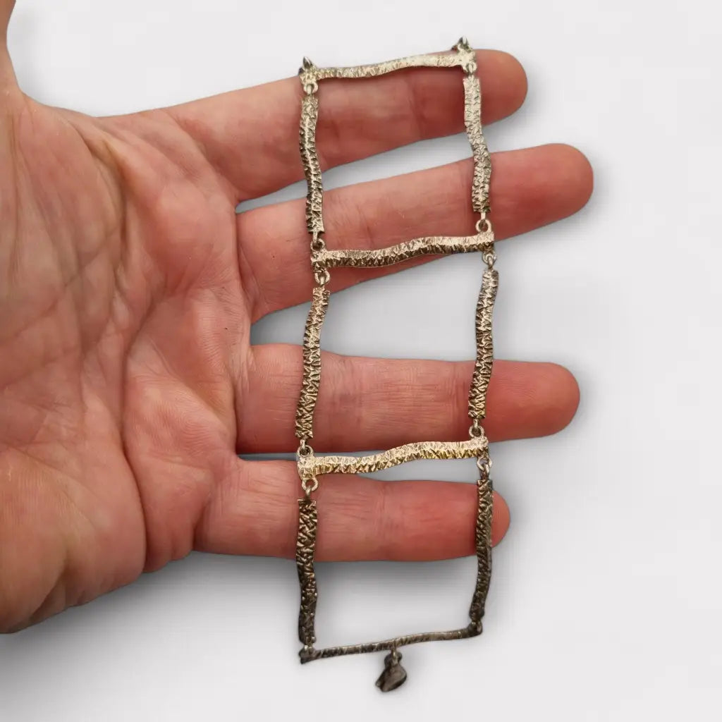 Pulsera Tous en plata 925 texturizada con diseño de eslabones para mujer