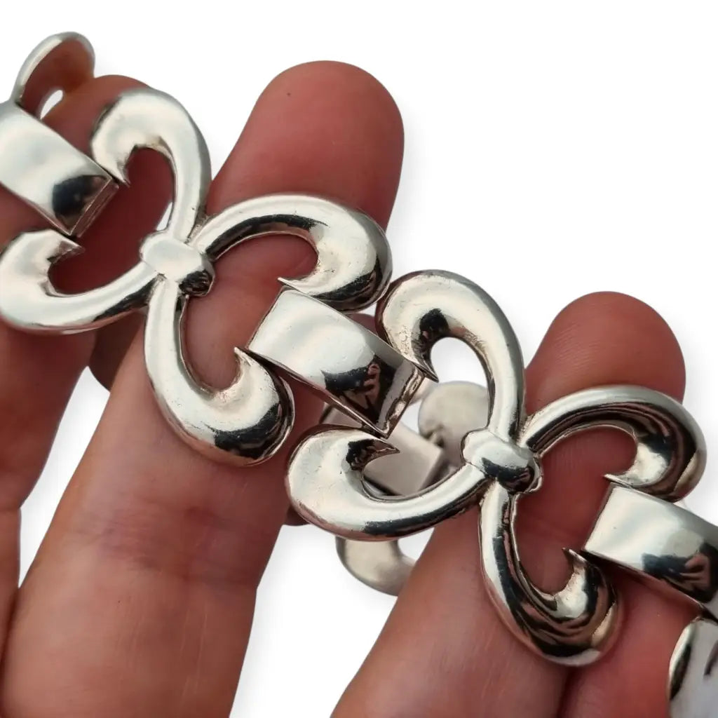 Pulsera vintage en plata 925 con eslabones articulados forma de lazo