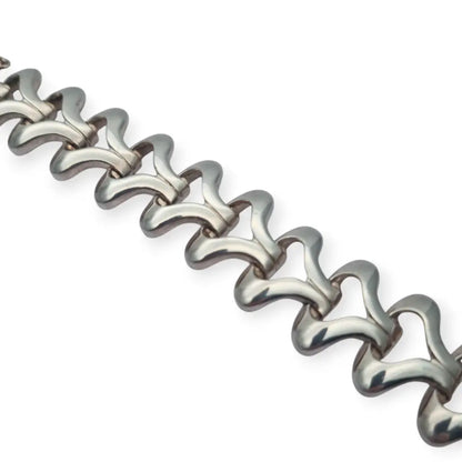 Pulsera vintage de plata para mujer circa 1970 con eslabones articulados