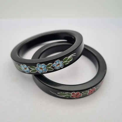 Pulseras de Lucite Juego dos pulseras pintadas a mano con diseño floral