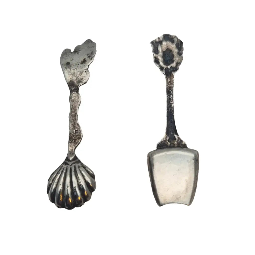 Set de dos pequeñas cucharas antiguas modernistas plata 1920 coleccionismo.