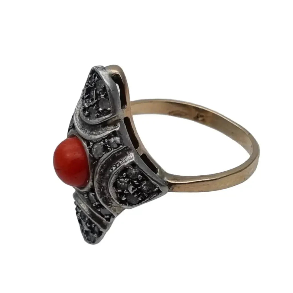 Anillo lanzadera de coral rojo y diamantes en oro 9k plata joyería art deco