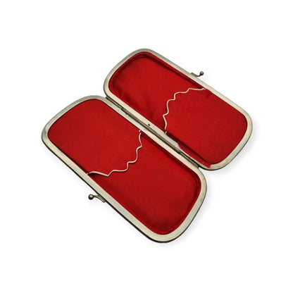 Estuche Vintage de Madera con Golondrinas y Forro Rojo Accesorios Franceses.